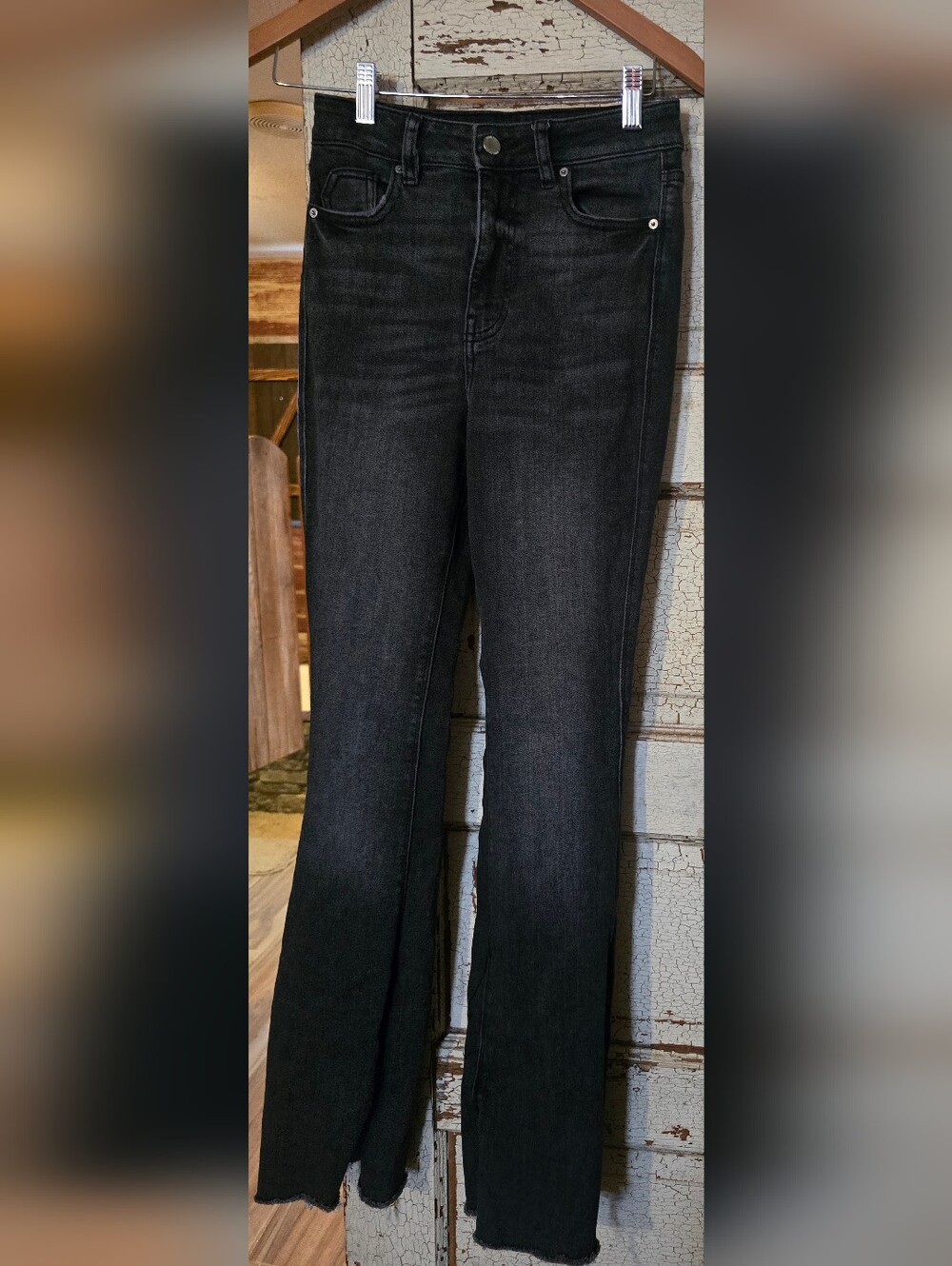 Women's ZARA sz. 2 Distressed Black Jeans In Good Condition